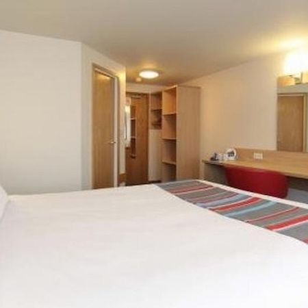 Travelodge Cambridge Newmarket Road Buitenkant foto
