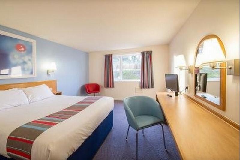 Travelodge Cambridge Newmarket Road Buitenkant foto